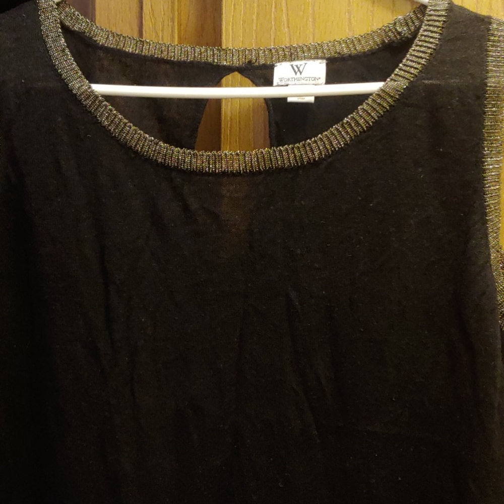 Sweater - Picture 2 of 4